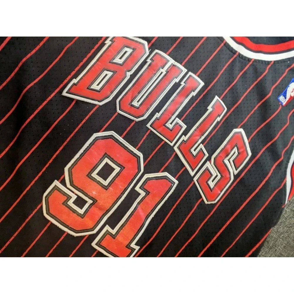 Dennis Rodman #91 Chicago Bulls Adidas NBA Basketball Pinstripe Jersey Large +2